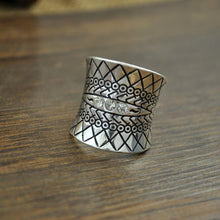 s Vintage Turkish Beach Punk Zircon Ring Ethnic Carved Totem Antique Silver Plated Boho Finger Ring Knuckle Charm Anelli SM6