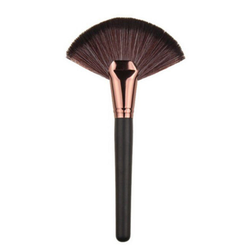 New Pro Fan Shape Blush Make Up Brushes Tool Face Powder Soft Foundation Blending Cosmetic Brusher Pincel Maquiagem SM6