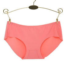 2016 New Sexy Women Invisible Underwear Seamless Ice Silk Good Elasticity Underwear #3546 SM6