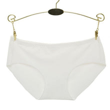 2016 New Sexy Women Invisible Underwear Seamless Ice Silk Good Elasticity Underwear #3546 SM6