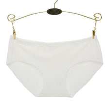 2016 New Sexy Women Invisible Underwear Seamless Ice Silk Good Elasticity Underwear #3546 SM6