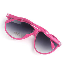 2pcss Trendy Child Kids Boys Girls Sunglasses UV 400 Shades Baby Cool Goggles Sun Glasses 7 Color  SM6