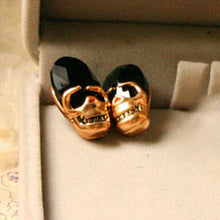 3 Colors Creative Punk Rhinestone Crystal Women Femal Skull Earrings Pierced Stud Earrings Girls Gifts Jewelry SM6