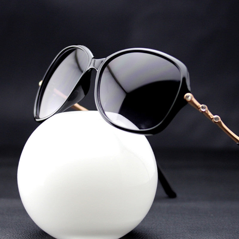 3 Colors Stylish Women Metal Frame Rhinestone Sunglasses Eyewear Glasses SM6