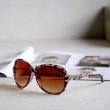 3 Colors Stylish Women Metal Frame Rhinestone Sunglasses Eyewear Glasses SM6