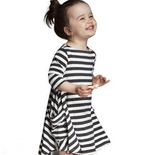Baby  Mom Family Matching Outfits Dress Women Kids Pajamas Stripe Three Quater Sleeve Mother and Child Clothing SM6