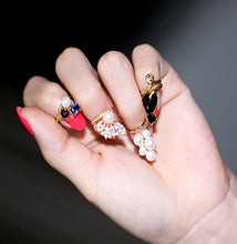 For Women Vogue Nail Rings Chic Knuckle Rings Jewelry 4pc Crystal Black Cat Pearl Rings Set SM6