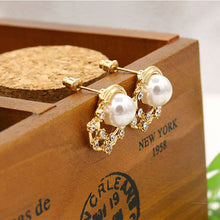 Gold Plated Starry Sky Women Shining Crystal Shell Simulated Pearl Round Stud Earrings  Pearl Earrings SM6