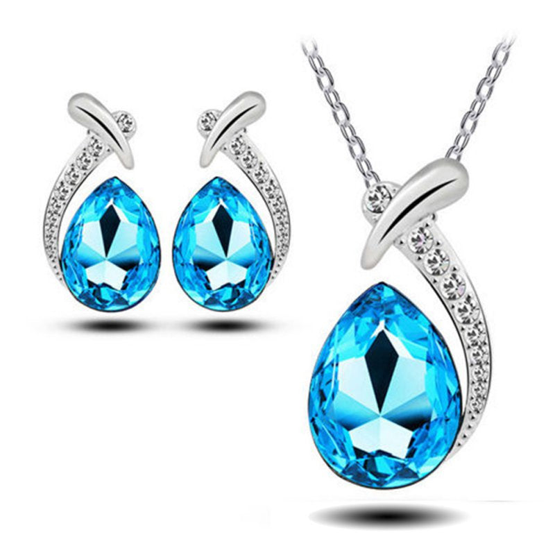 Women Crystal Pendant Chain Necklace Stud Silver Plated Earrings Jewelry Set New SM6