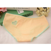 Ladies Cute Heart Shaped Panties Lovely Sexy Hollow Out Pink Underwear Women Low Waist Panties Cotton Briefs PY3 SM6