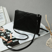 Quilted Women Messenger Bags PU Leather Crossbody Shoulder Bag Zipper Clutch KhakiBlack Luxury Handbags Women Bags Designer SM6