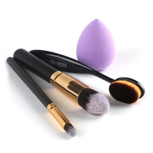 Newly Design 3pcs Makeup Brushes Toothbrush Oval Brush Foundation Brushes Cosmetic Puff SM6