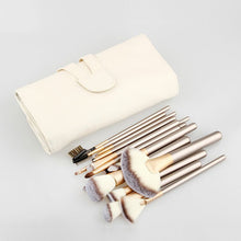 Pro Cosmetics Brushes Set Wood Material Stems Brush Horse Hair Makeup Foundation Powder Blush Eyeliner Brushe 12/18pcs PY2 SM6