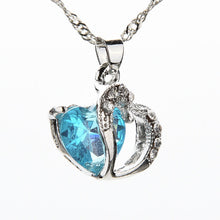 Valentine's Day Gift Silver Plated Pendant Crystal Heart Necklace Charming Precious Heart Necklace of Lovers SM6