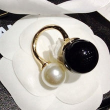 Vintage Finger Rings For Women Black White Jewelry Accessories Lady's Gifts  Double Big Pearl Rings SM6