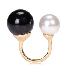 Vintage Finger Rings For Women Black White Jewelry Accessories Lady's Gifts  Double Big Pearl Rings SM6