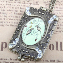 Vintage Necklace Locket Gift Long Necklaces Pendants Women Flower Enamel Crystal Bird Diamante Rhinestone Copper Charm Chain SM6