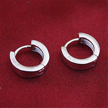 Women Chic Stud Earrings Cool Silver Color Earrings Charm Smooth Round Ear Stud Earrings SM6