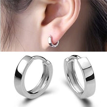 Women Chic Stud Earrings Cool Silver Color Earrings Charm Smooth Round Ear Stud Earrings SM6